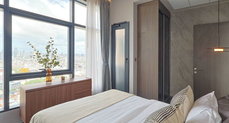 For sale 2 bedrooms condo in Ratchathewi, Bangkok