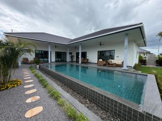 出售 3 卧室 独立屋 在 华欣, 班武里府