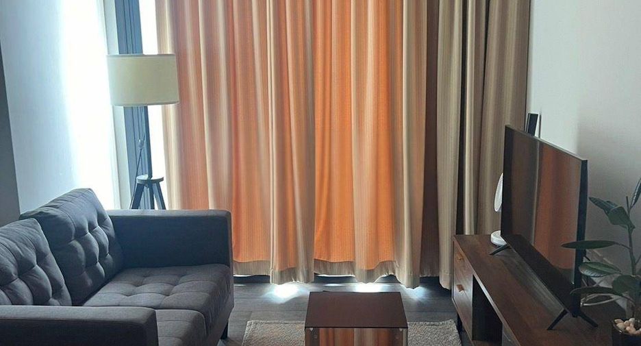 For sale 1 bed condo in Khlong Toei, Bangkok