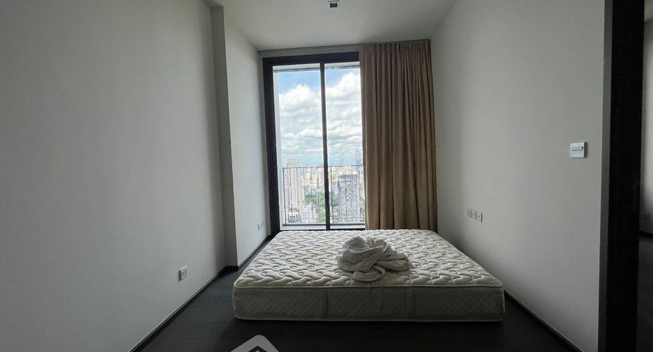 For sale 1 bed condo in Khlong Toei, Bangkok