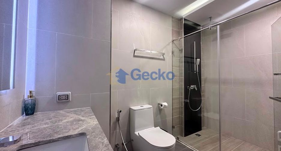 For rent 3 bedrooms condo in Jomtien, Pattaya