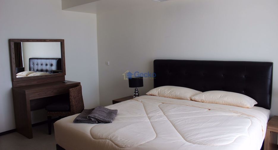 For rent 3 bedrooms condo in Bang Lamung, Chonburi