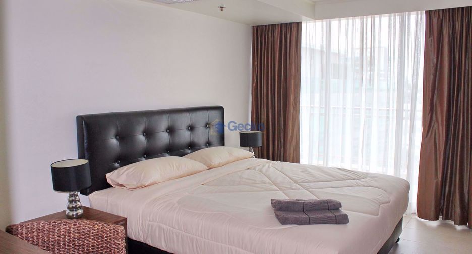For rent 3 bedrooms condo in Bang Lamung, Chonburi