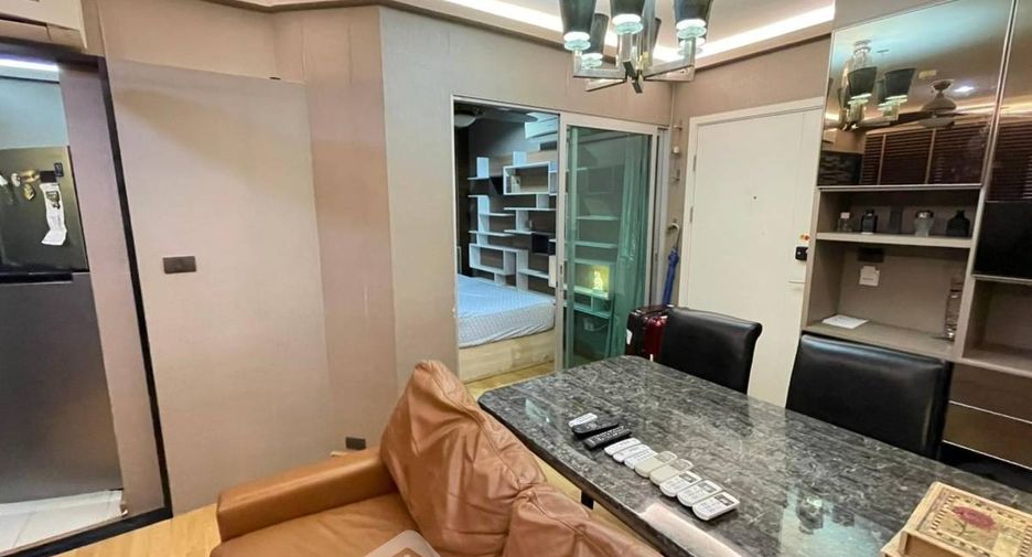 Condo en alquiler de 2 habitaciones en Khlong Toei, Bangkok