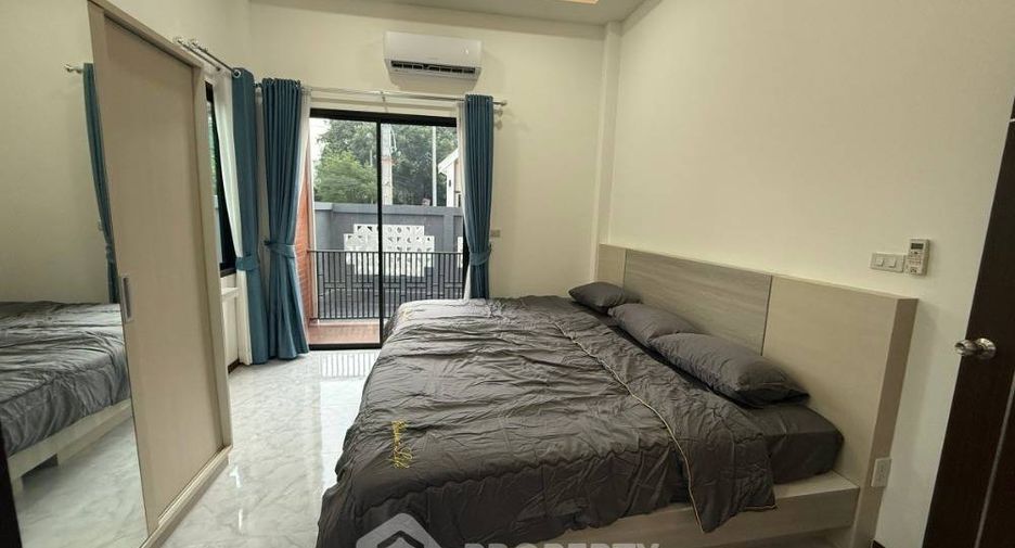 For rent 3 bedrooms villa in Bang Lamung, Chonburi