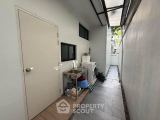 For rent 4 bedrooms house in Bueng Kum, Bangkok