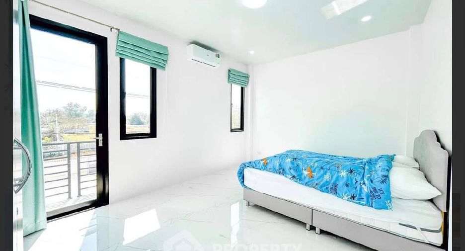 For rent 3 bedrooms house in Bang Lamung, Chonburi
