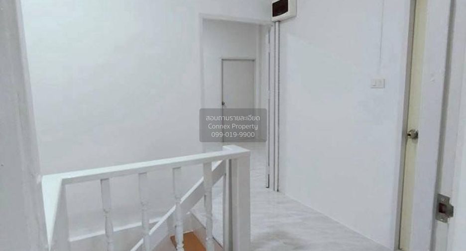 Casa adosada en venta de 2 habitaciones en Thawi Watthana, Bangkok