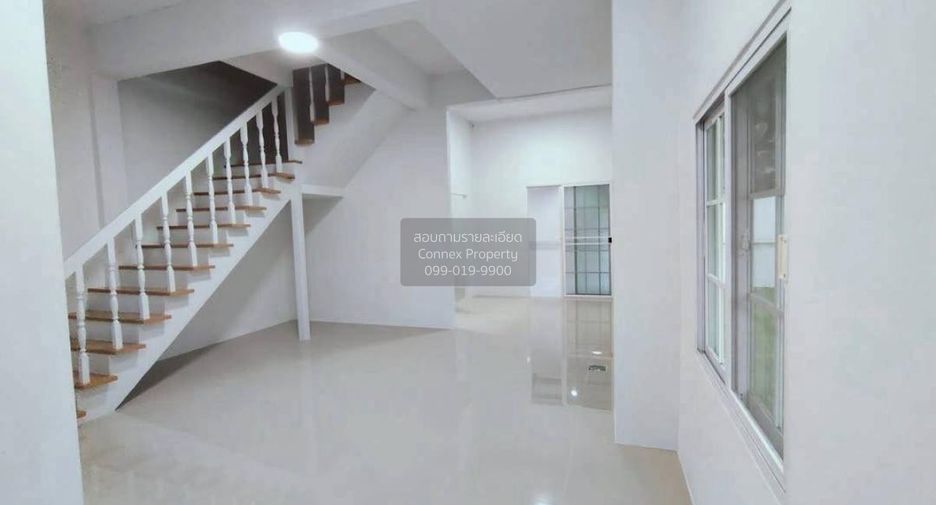 Casa adosada en venta de 2 habitaciones en Thawi Watthana, Bangkok