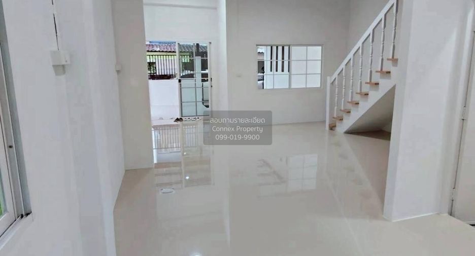 Casa adosada en venta de 2 habitaciones en Thawi Watthana, Bangkok