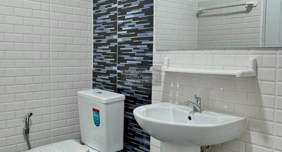 For sale 3 bedrooms townhouse in Sai Noi, Nonthaburi