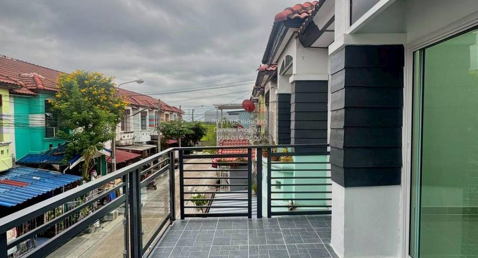For sale 3 bedrooms townhouse in Sai Noi, Nonthaburi
