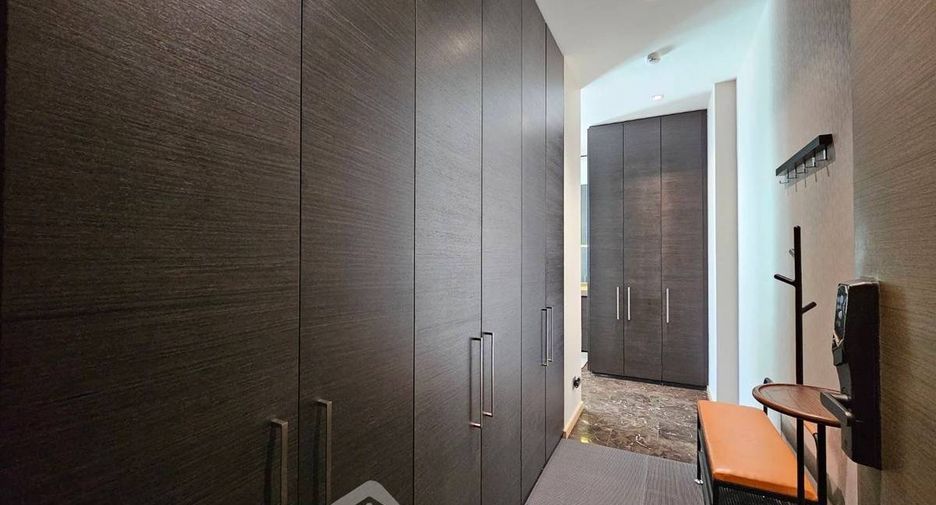 À louer 1 chambre condo à Pathum Wan, Bangkok