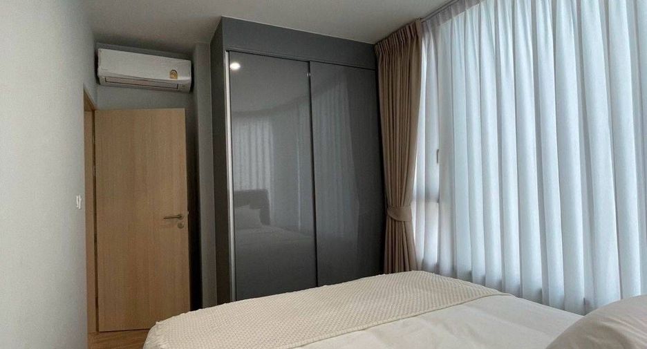 For rent 2 bedrooms condo in Bang Na, Bangkok