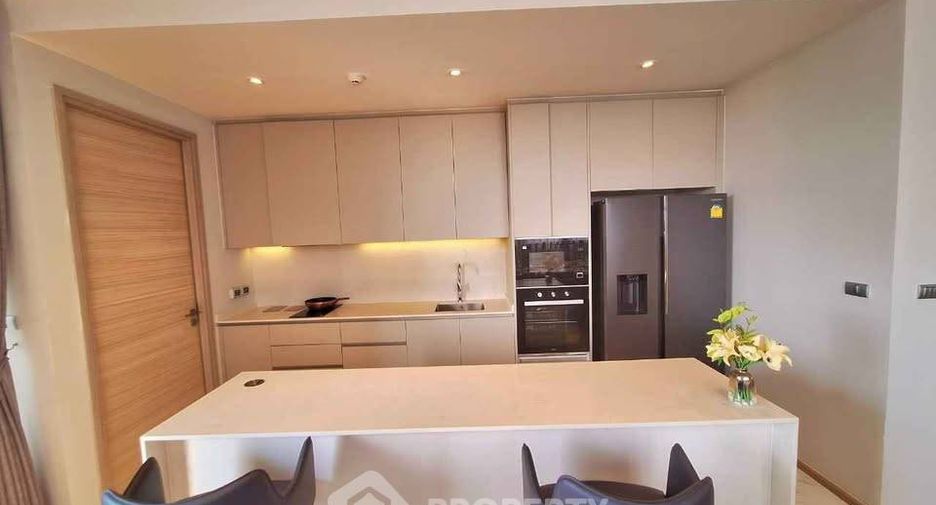For rent 3 bedrooms apartment in Mueang Samut Prakan, Samut Prakan