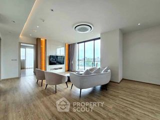For rent 3 bedrooms apartment in Mueang Samut Prakan, Samut Prakan