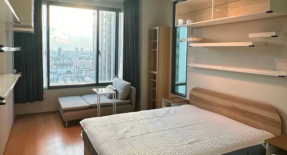 For rent 2 ベッドルーム condo in Pathum Wan, Bangkok