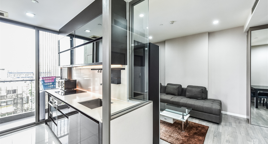 For sale 2 bedrooms condo in Sathon, Bangkok