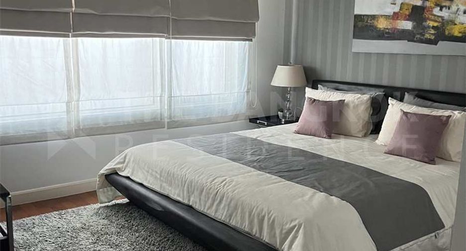 For sale 2 bedrooms condo in Khlong Toei, Bangkok