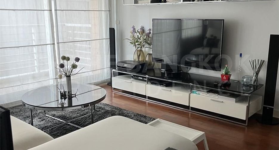 For sale 2 bedrooms condo in Khlong Toei, Bangkok
