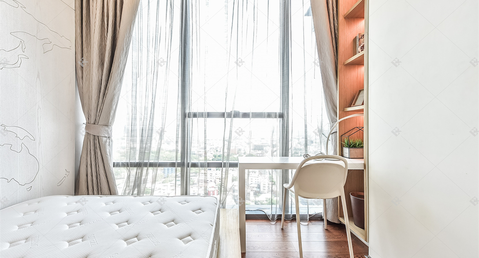 Condo en venta de 2 habitaciones en Sathon, Bangkok