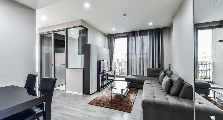 Wohnung zur Miete mit 2 Zimmer in Sathon, Bangkok