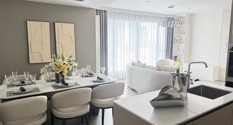 Condo en alquiler de 3 habitaciones en Khlong Toei, Bangkok