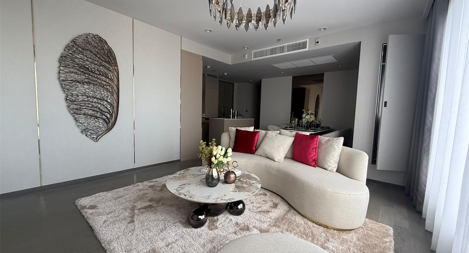 Condo en alquiler de 3 habitaciones en Khlong Toei, Bangkok