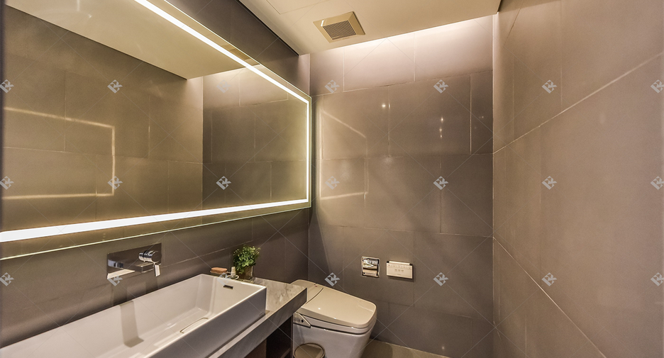 Condo en alquiler de 2 habitaciones en Sathon, Bangkok