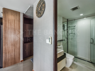 For sale 2 ベッドルーム condo in Pathum Wan, Bangkok