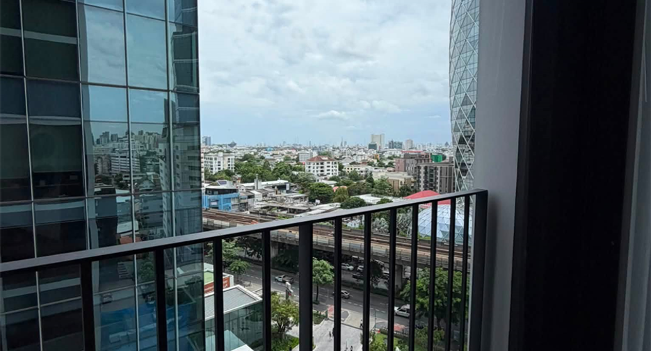 À louer 2 chambres condo à Phaya Thai, Bangkok