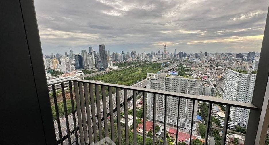 Wohnung zur Miete mit 2 Zimmer in Huai Khwang, Bangkok