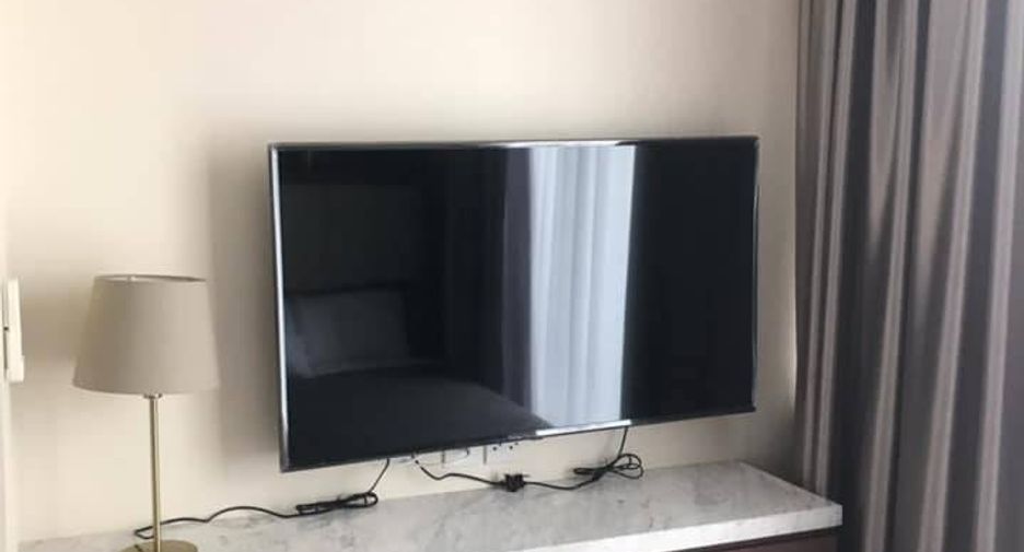 For rent 2 bedrooms condo in Sathon, Bangkok