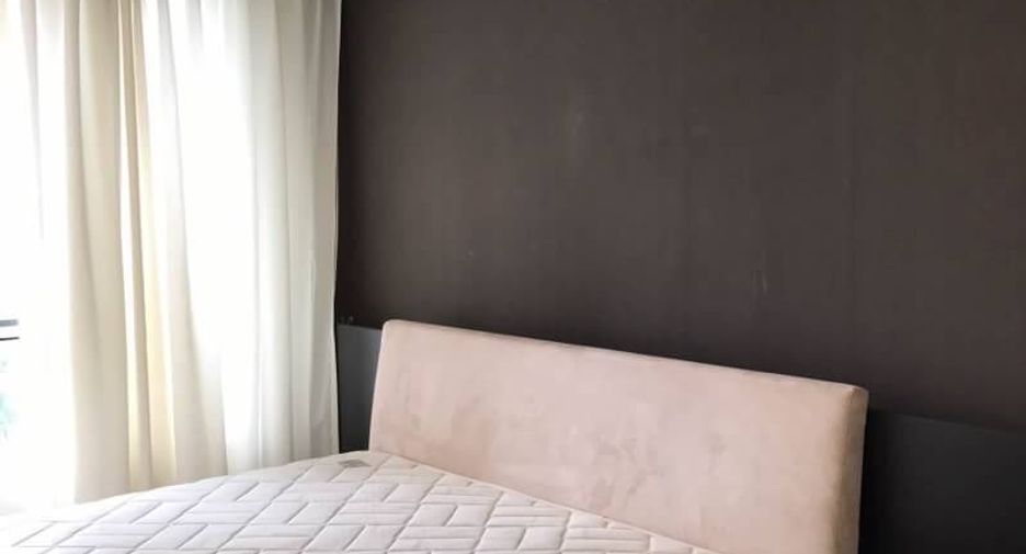 Wohnung zur Miete mit 2 Zimmer in Khlong San, Bangkok