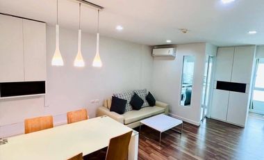 For rent 2 bedrooms condo in Phra Khanong, Bangkok