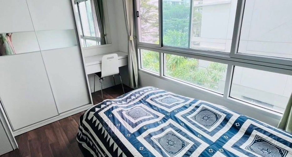 Condo en alquiler de 2 habitaciones en Phra Khanong, Bangkok