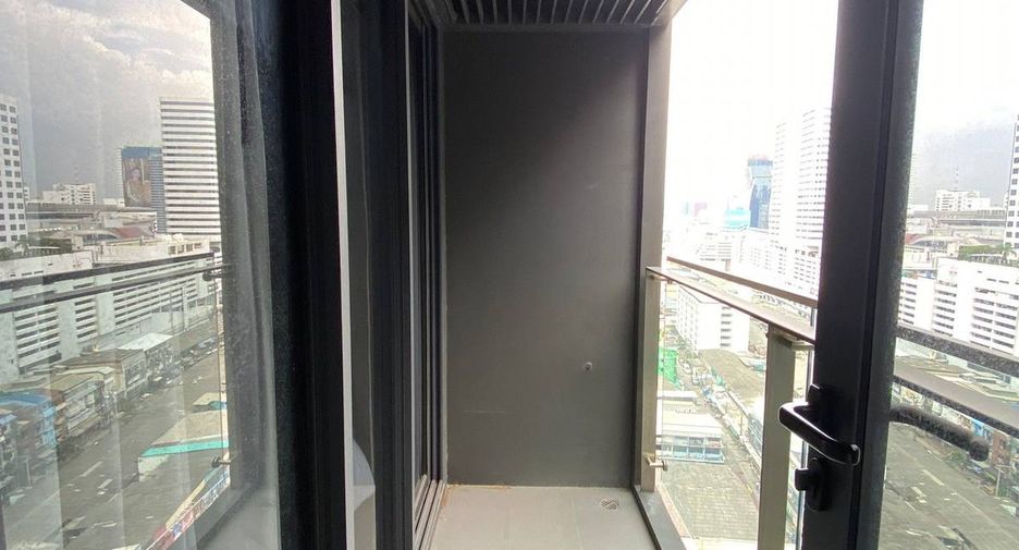 Wohnung zur Miete mit 1 Zimmer in Huai Khwang, Bangkok