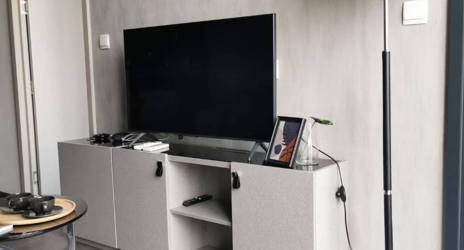 For rent 1 bed condo in Khlong Toei, Bangkok