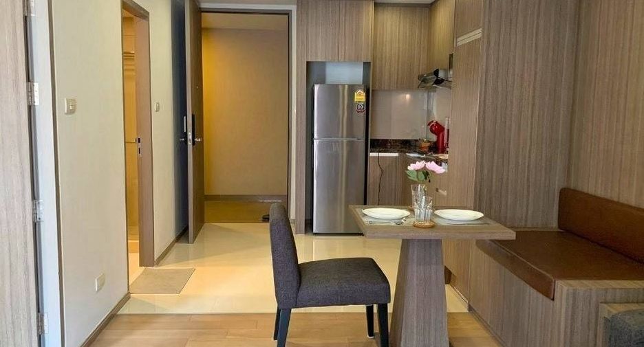 For rent 1 bed condo in Watthana, Bangkok