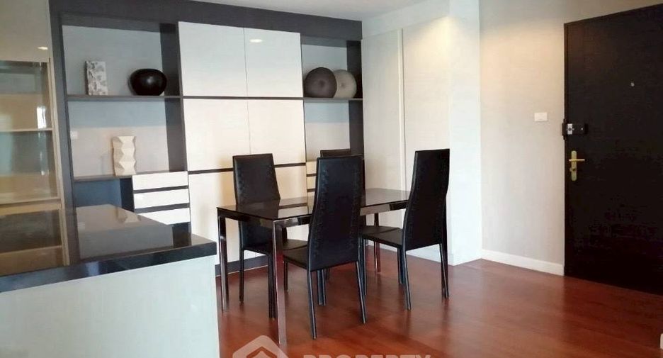 À louer 2 chambres condo à Huai Khwang, Bangkok