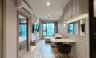 For rent 2 bedrooms condo in Huai Khwang, Bangkok