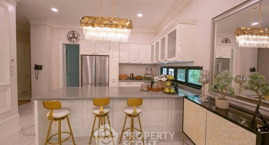 For rent 5 bedrooms house in Suan Luang, Bangkok