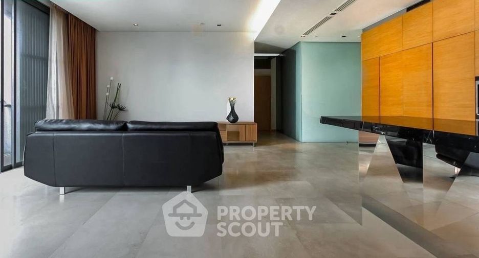 For rent 2 bedrooms condo in Sathon, Bangkok