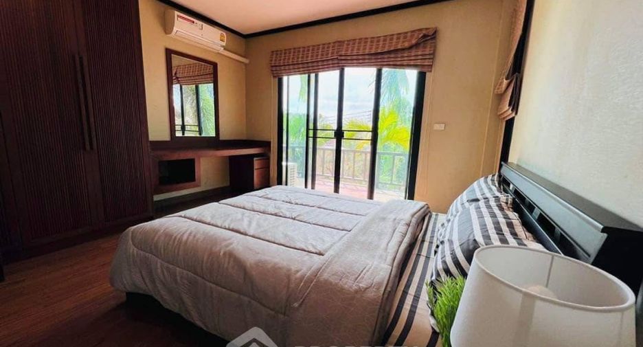 For rent 4 bedrooms villa in Bang Lamung, Chonburi