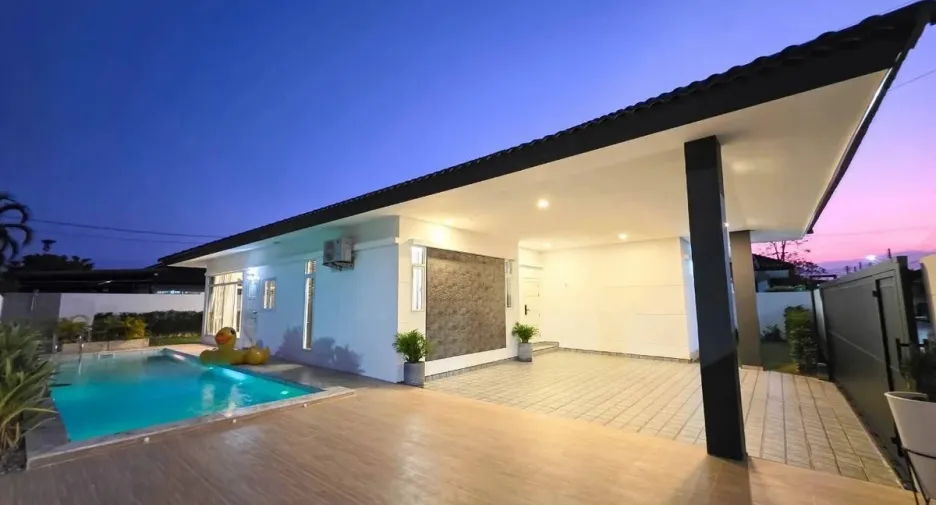 For sale 3 bedrooms house in Bang Lamung, Chonburi
