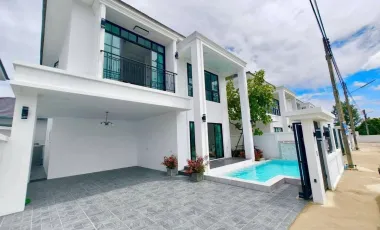 À louer et à vendre 4 chambres maison à East Pattaya, Pattaya