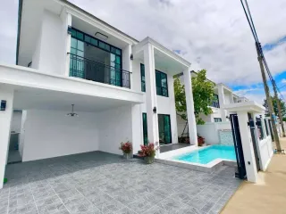Haus zur Miete und zum Kauf mit 4 Zimmer in East Pattaya, Pattaya