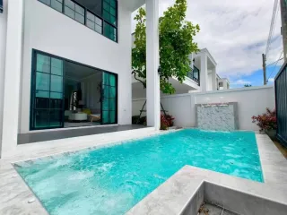 Haus zur Miete und zum Kauf mit 4 Zimmer in East Pattaya, Pattaya