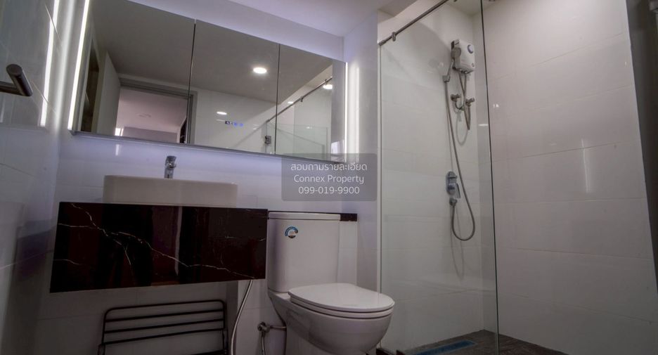 For rent 2 bedrooms condo in Chatuchak, Bangkok