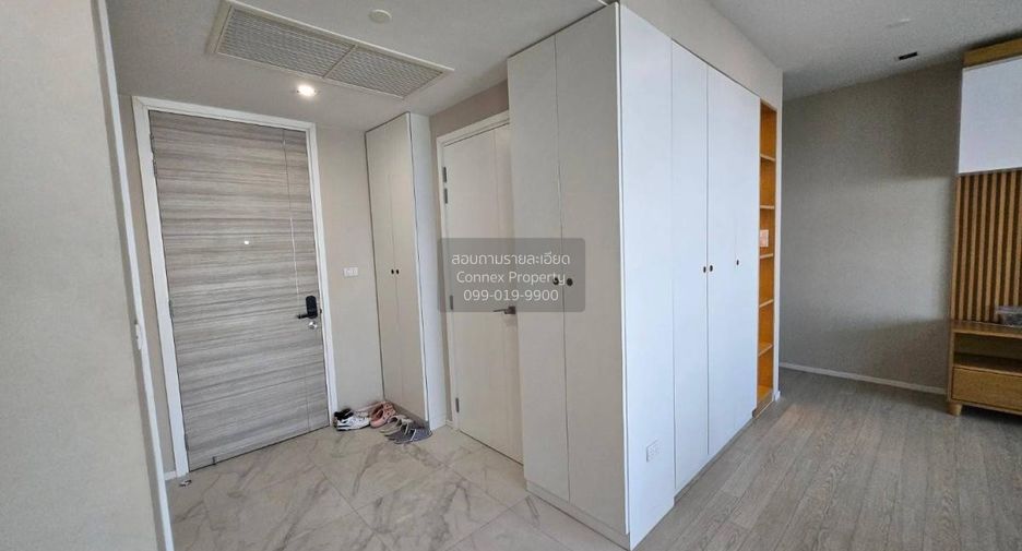À louer 2 chambres condo à Watthana, Bangkok